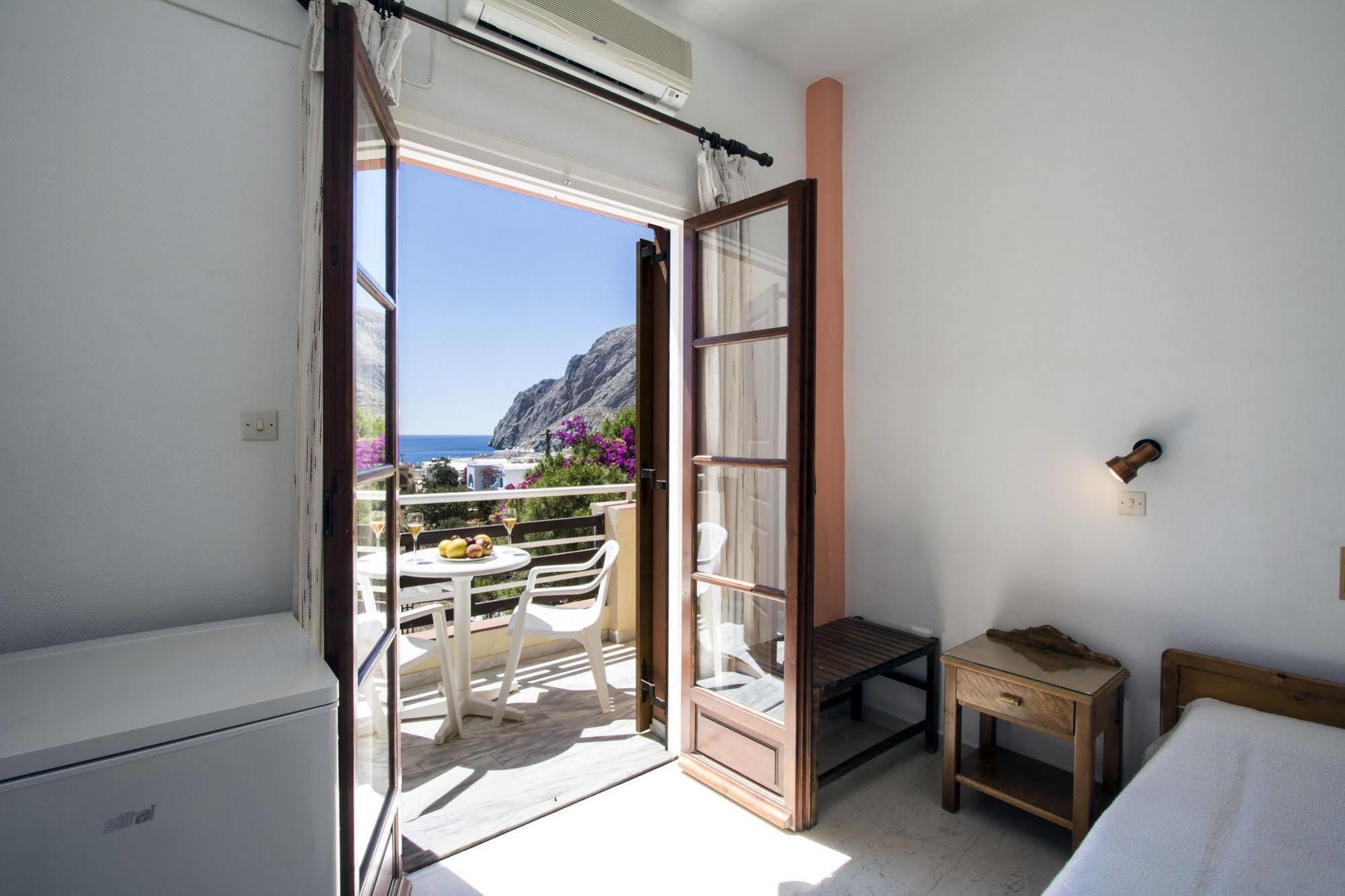 Hotel Adonis (Adults Only) Kamári Dış mekan fotoğraf